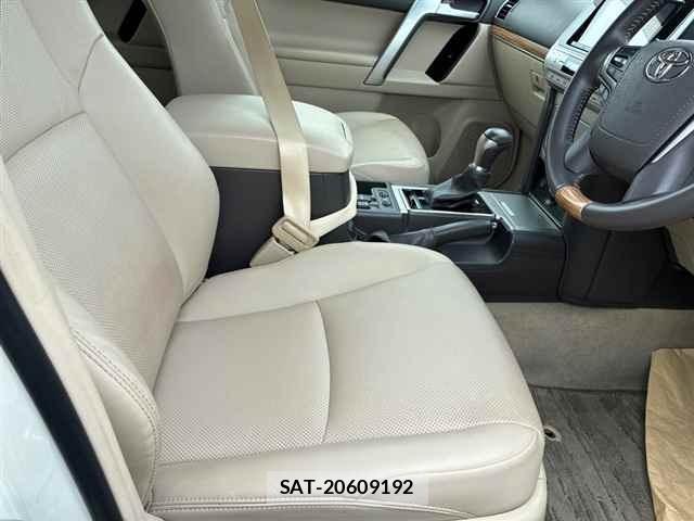 Toyota LAND CRUISER PRADO 2021 8784919-7