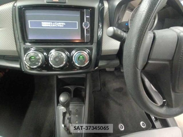 Toyota COROLLA AXIO 2012 8682730-11