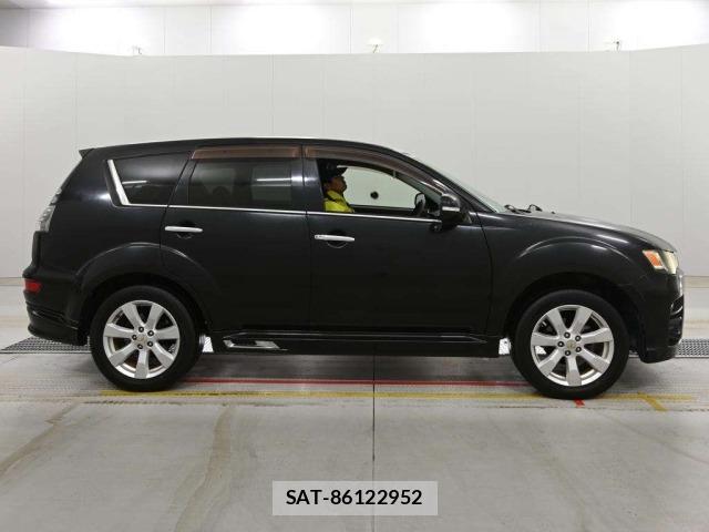 Mitsubishi OUTLANDER 2010 8676559-3