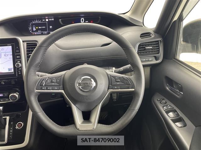 Nissan SERENA 2019 8672438-1