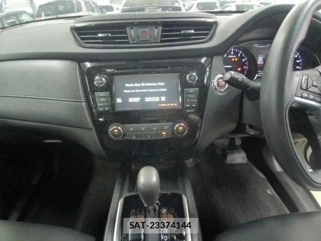 Nissan X-TRAIL 2017 8862228-11