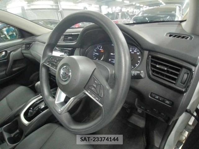 Nissan X-TRAIL 2017 8862228-9