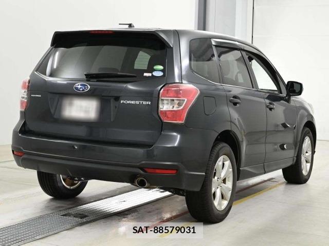 Subaru FORESTER 2013 8895904-1