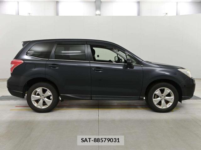 Subaru FORESTER 2013 8895904-3
