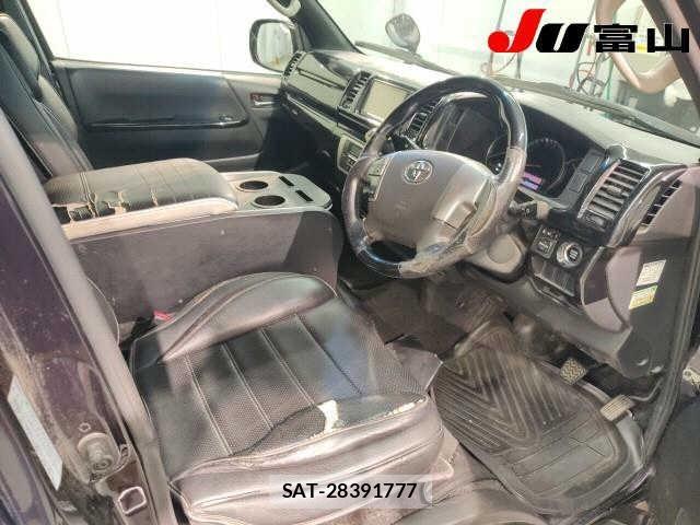 Toyota HIACE VAN 2014 8811131-6