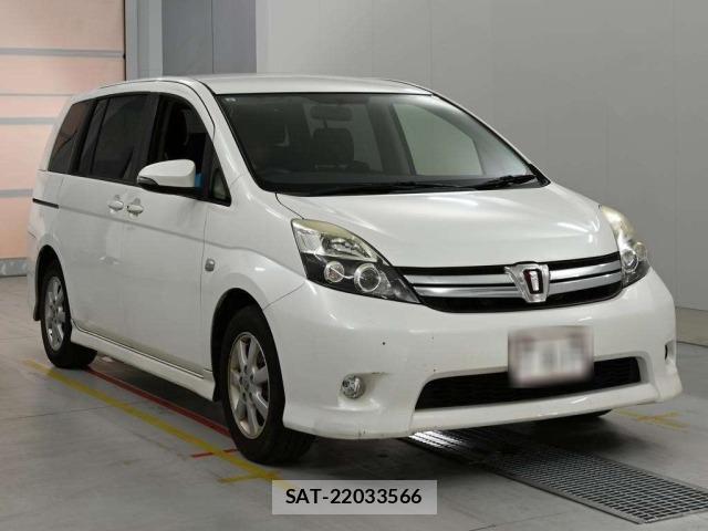 Toyota ISIS 2015 8777927-5