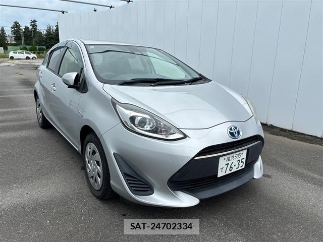 Toyota AQUA 2018 8763082-0