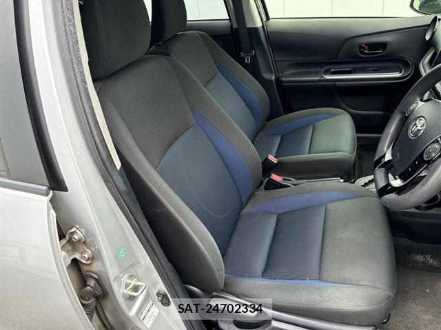 Toyota AQUA 2018 8763082-5