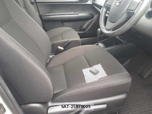 Toyota COROLLA AXIO 2025 8862606-10
