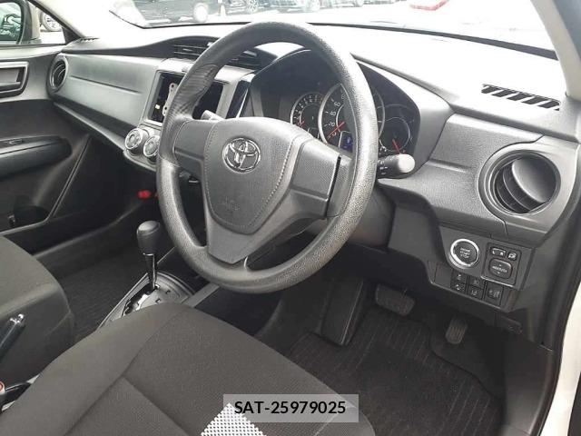 Toyota COROLLA AXIO 2025 8862606-9