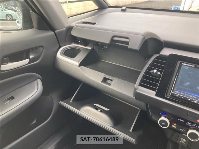 Honda FIT 2022 8722632-2