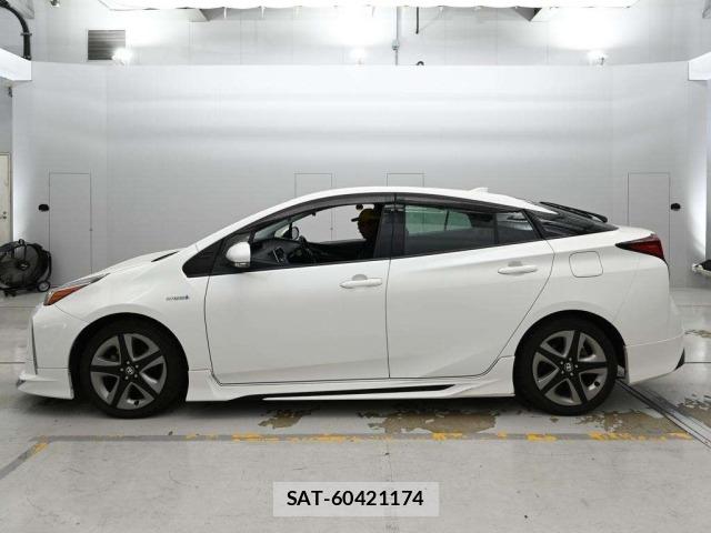Toyota PRIUS 2019 8691976-4