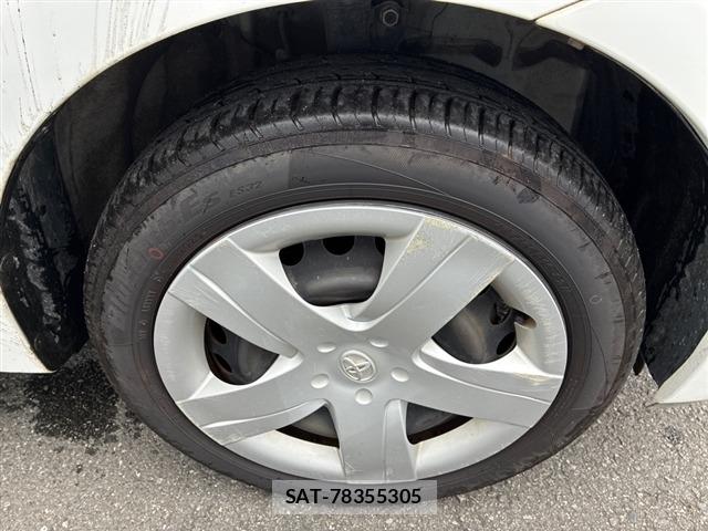 Toyota RACTIS 2015 8738930-7