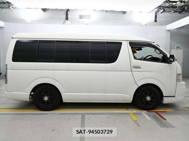 Toyota HIACE WAGON 2009 8825599-3