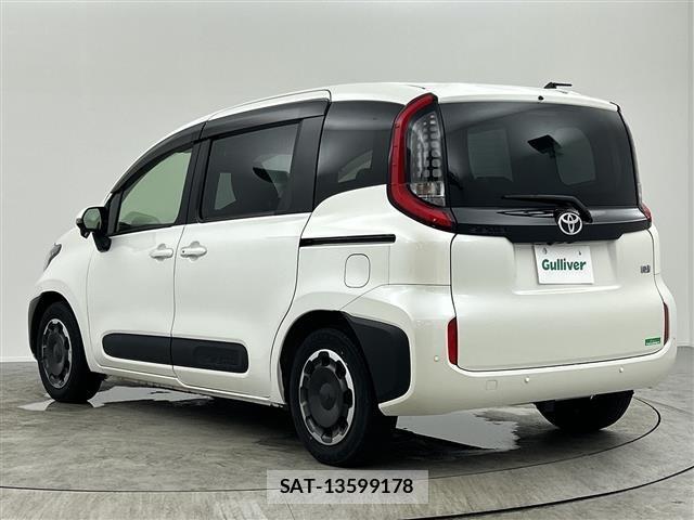 Toyota SIENTA 2023 8672031-13