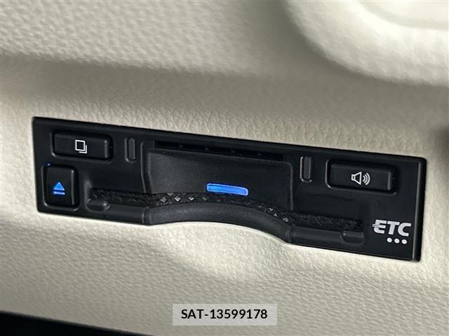 Toyota SIENTA 2023 8672031-18