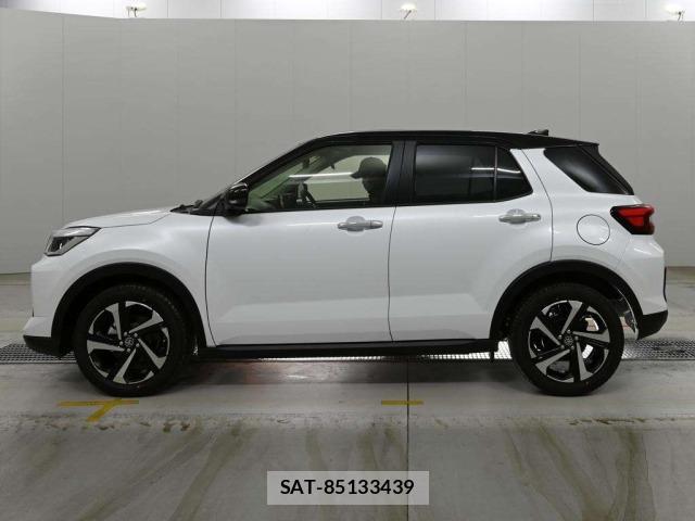 Toyota RAIZE 2026 8862404-4