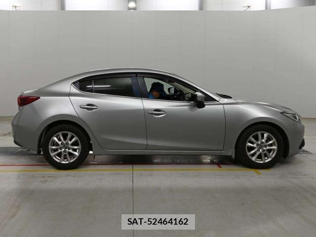 Mazda AXELA 2015 8853644-3