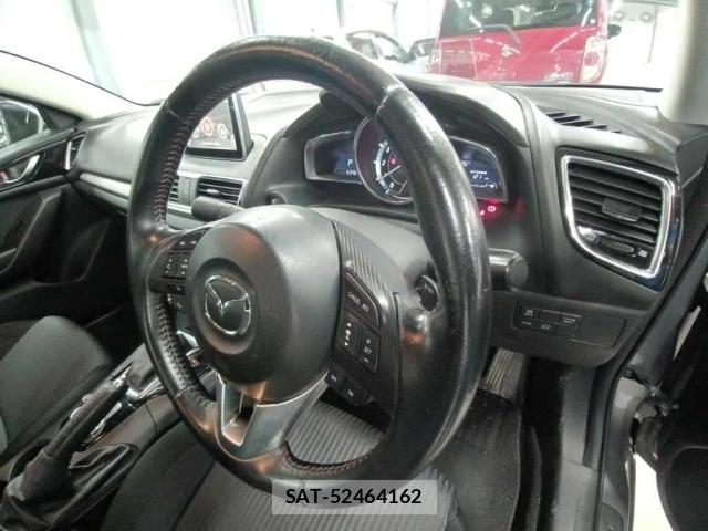 Mazda AXELA 2015 8853644-9