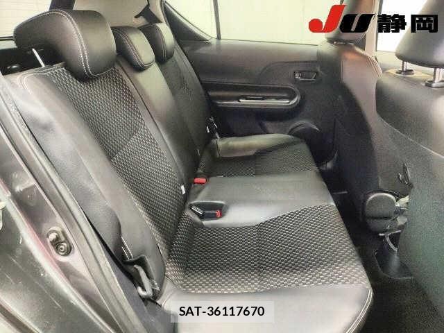 Toyota AQUA 2016 8862350-8