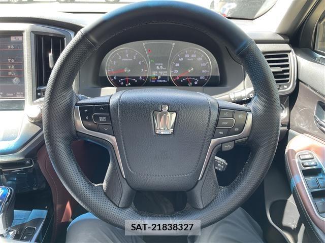 Toyota CROWN 2014 8734502-10
