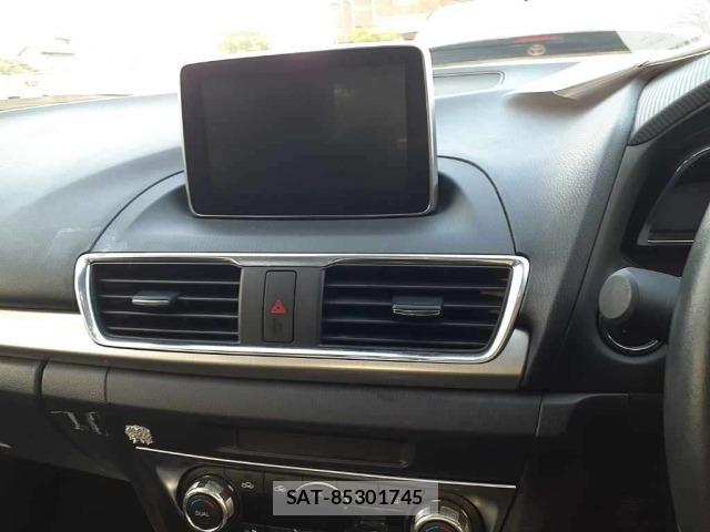 Mazda AXELA 2015 8864416-12