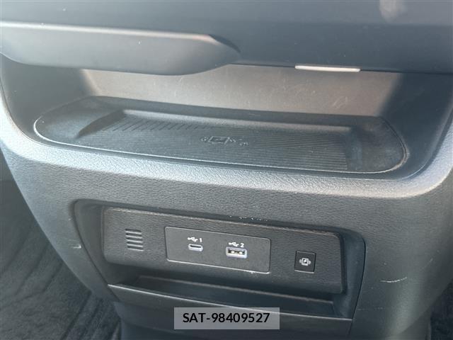 Nissan SERENA 2023 8672448-1