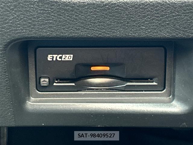 Nissan SERENA 2023 8672448-20
