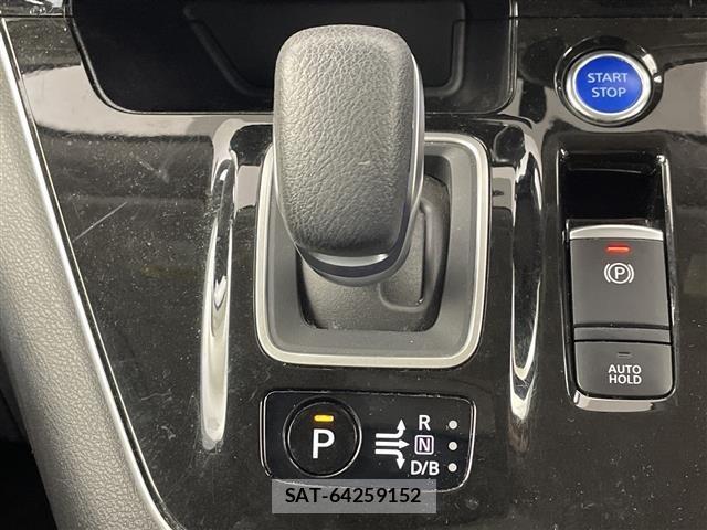 Nissan SERENA 2022 8672449-3
