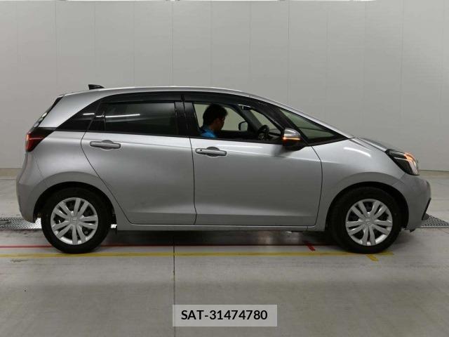 Honda FIT 2021 8703329-3