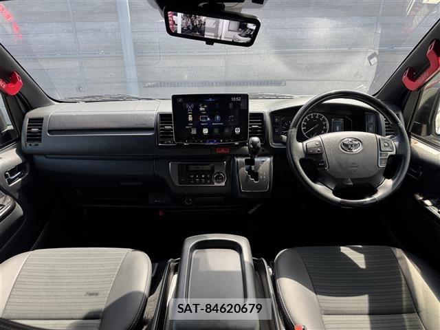 Toyota HIACE VAN 2025 8759730-14