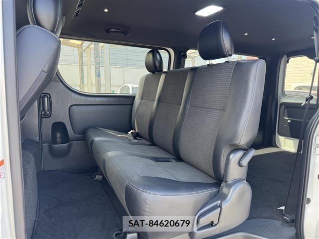 Toyota HIACE VAN 2025 8759730-7