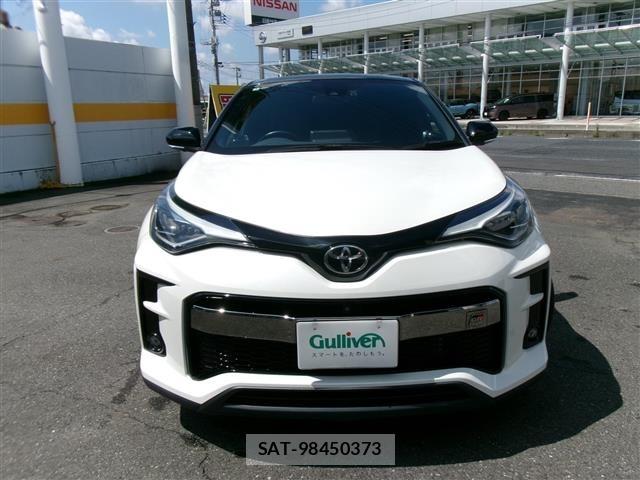 Toyota C-HR 2020 8724259-12