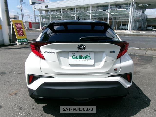 Toyota C-HR 2020 8724259-20