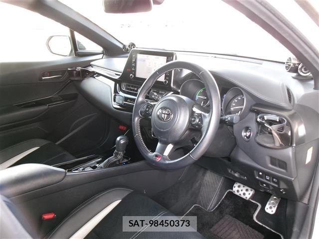 Toyota C-HR 2020 8724259-8