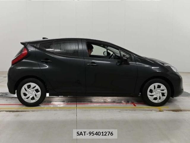 Toyota AQUA 2024 8763120-3