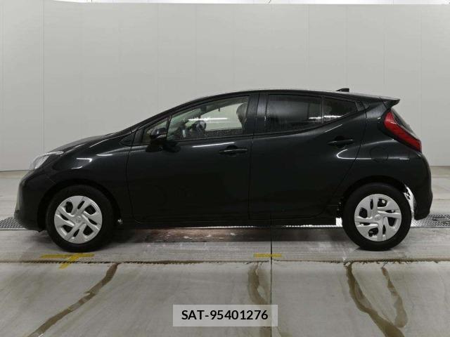 Toyota AQUA 2024 8763120-4