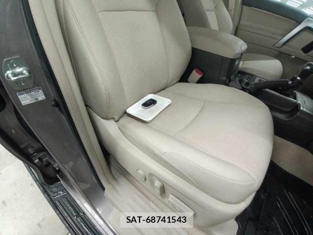 Toyota LAND CRUISER PRADO 2024 8906690-10