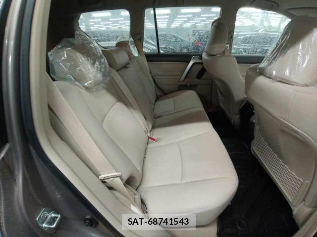 Toyota LAND CRUISER PRADO 2024 8906690-12
