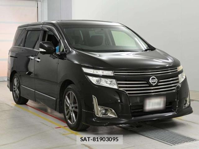 Nissan ELGRAND 2013 8689647-5