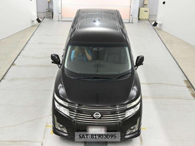 Nissan ELGRAND 2013 8689647-7