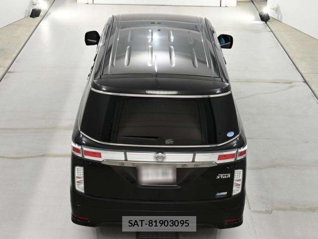 Nissan ELGRAND 2013 8689647-8