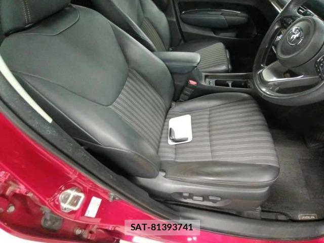 Toyota AQUA 2023 8862357-10