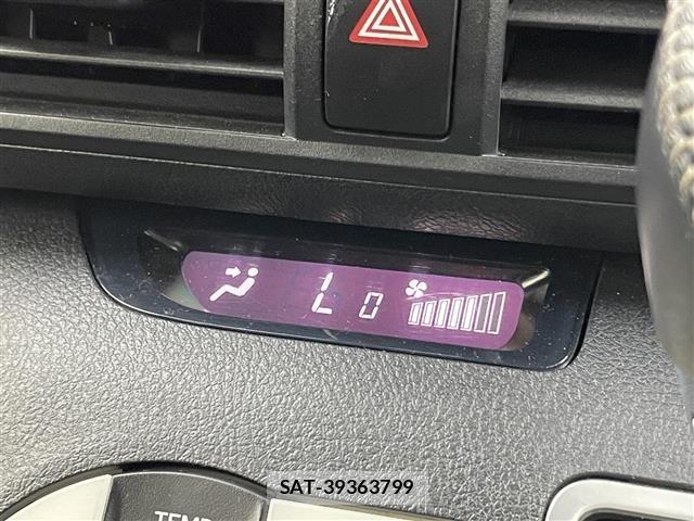 Toyota SIENTA 2019 8672038-22