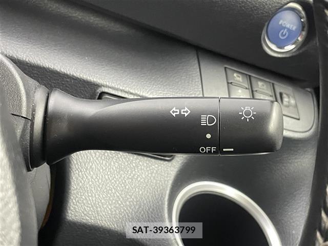 Toyota SIENTA 2019 8672038-8