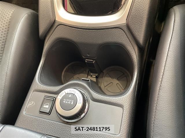 Nissan X-TRAIL 2018 8762824-1