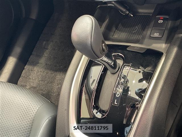 Nissan X-TRAIL 2018 8762824-3