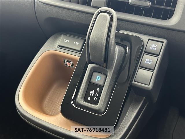 Toyota SIENTA 2023 8672039-21