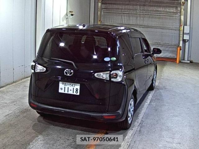 Toyota SIENTA 2015 8903135-5