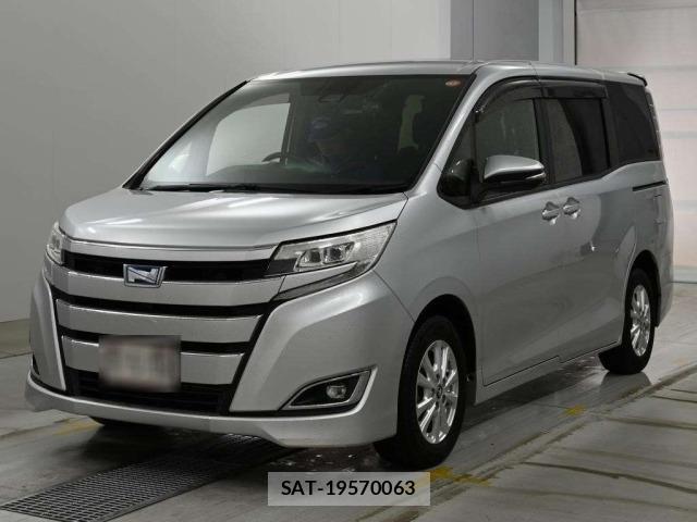 Toyota NOAH 2017 8765265-0